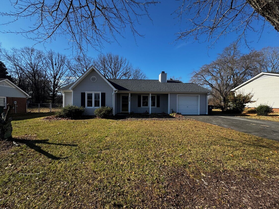 Building Photo - 336 Cheltenham Dr