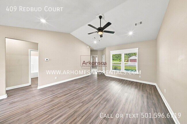 Building Photo - 409 Redbud Ct