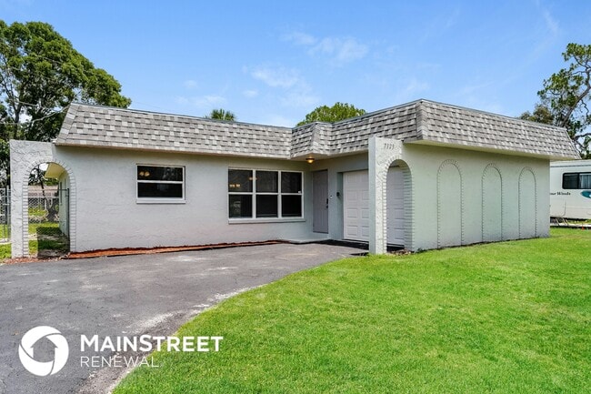 Building Photo - 7323 Barragan Rd