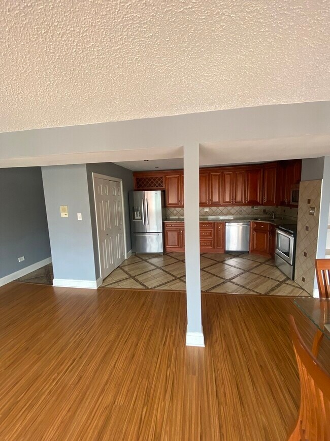 Foto del edificio - 9708 Nottingham Ave