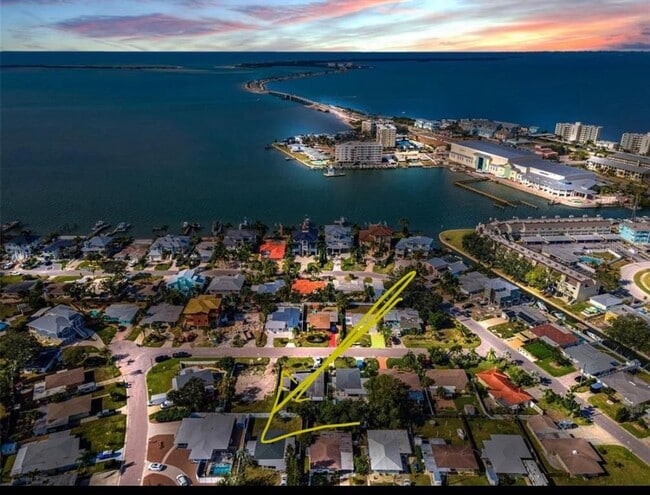 Building Photo - 2472 Coronado Way