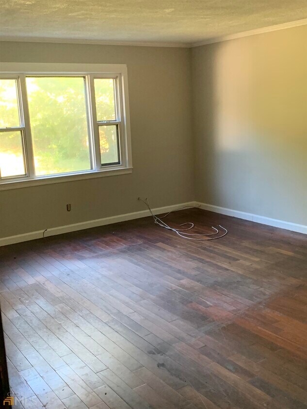 Foto del edificio - 5828 W Fayetteville Rd
