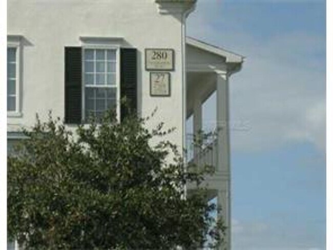 Foto del edificio - 280-27207 Celebration Blvd