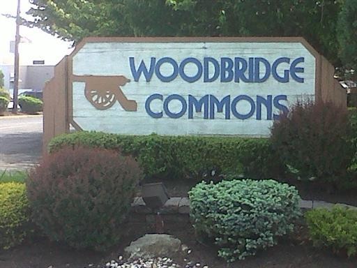 Building Photo - 601 Woodbridge Commons Way