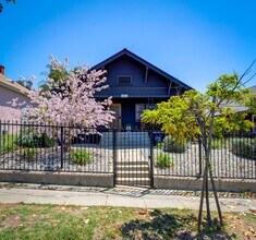 Building Photo - 3412 Thorpe Ave