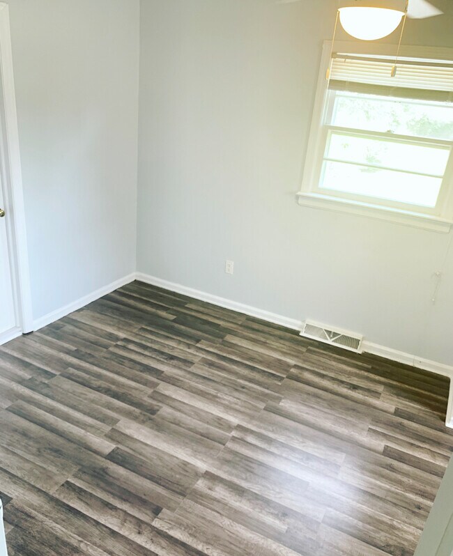 Spacious second bedroom with ceiling fan - 99 ATLANTIC AVE