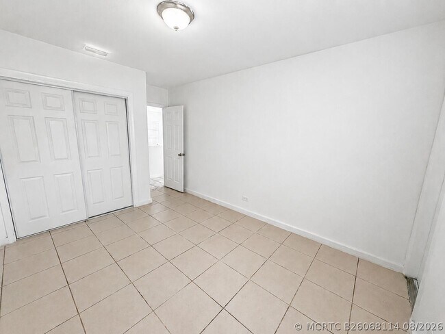 Foto del edificio - 715 SW 14th Ave
