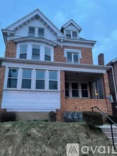 Building Photo - 141 S Bryant Ave