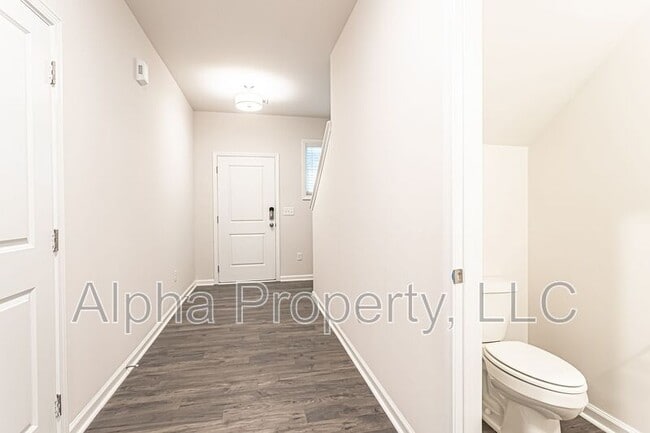 Building Photo - 27 Apricot Ln