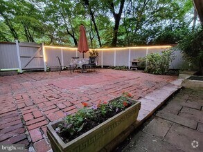 Building Photo - 7415 Annanwood Ct
