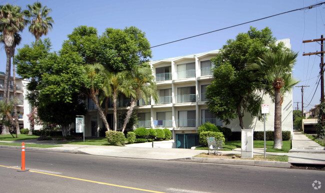 Foto del edificio - Chandler Apartments