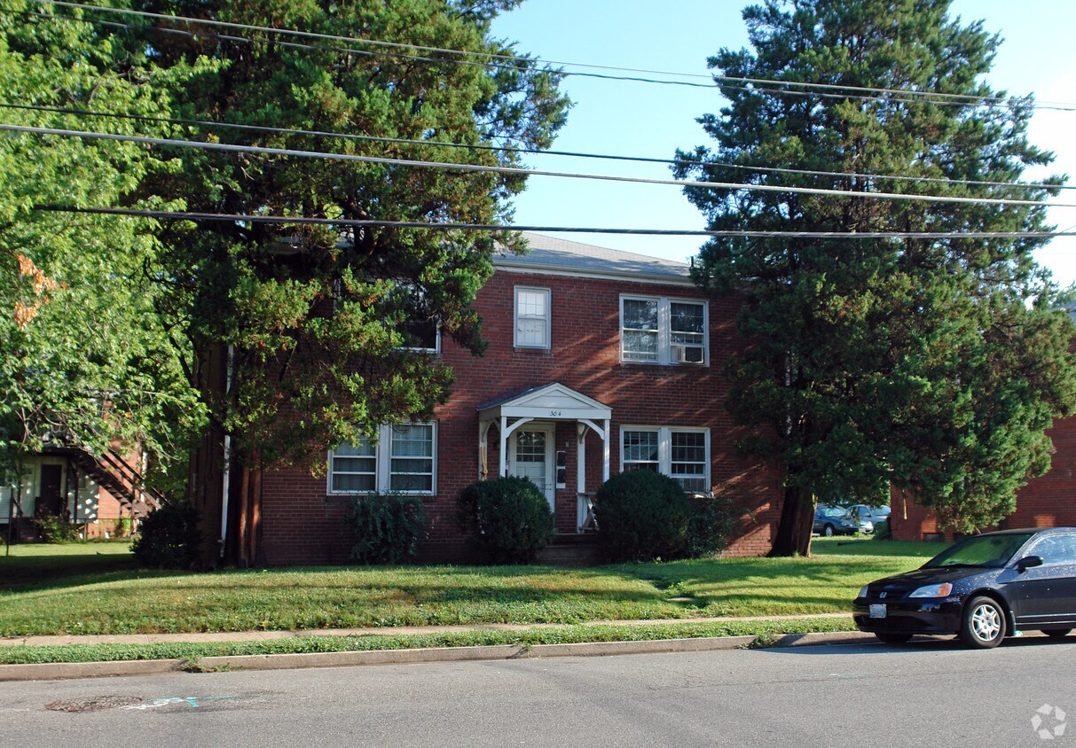 Foto principal - 304 S Maple Ave