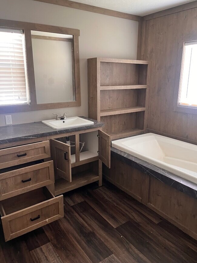 Foto del edificio - 4 Laurel Ct