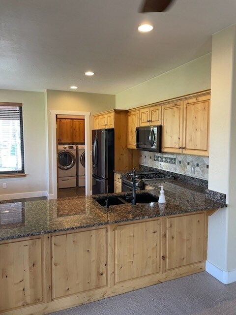 Refurbished Kitchen Sink with hand touch control - 1143 Station Loop Rd