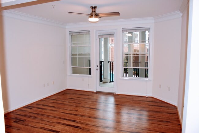 Building Photo - 23 Arch Pl