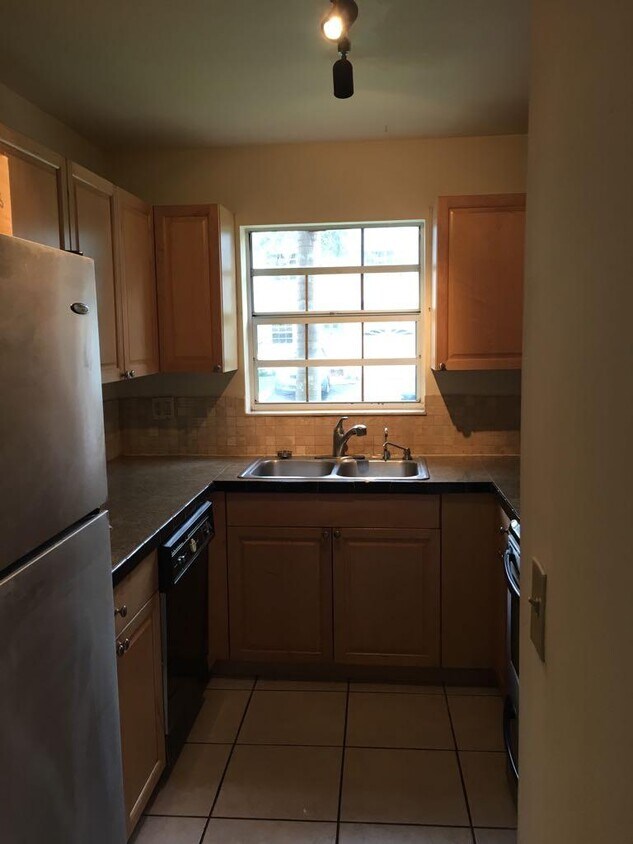 12155 SW 50th Ct, Cooper City, FL 33330 Townhome Rentals in Cooper