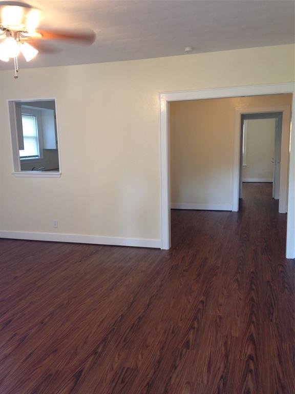 1625 Fourcade St Unit Right, Houston, TX 77023 Room for Rent in