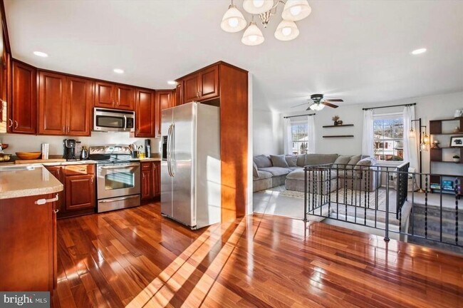 Building Photo - 8008 Noel St