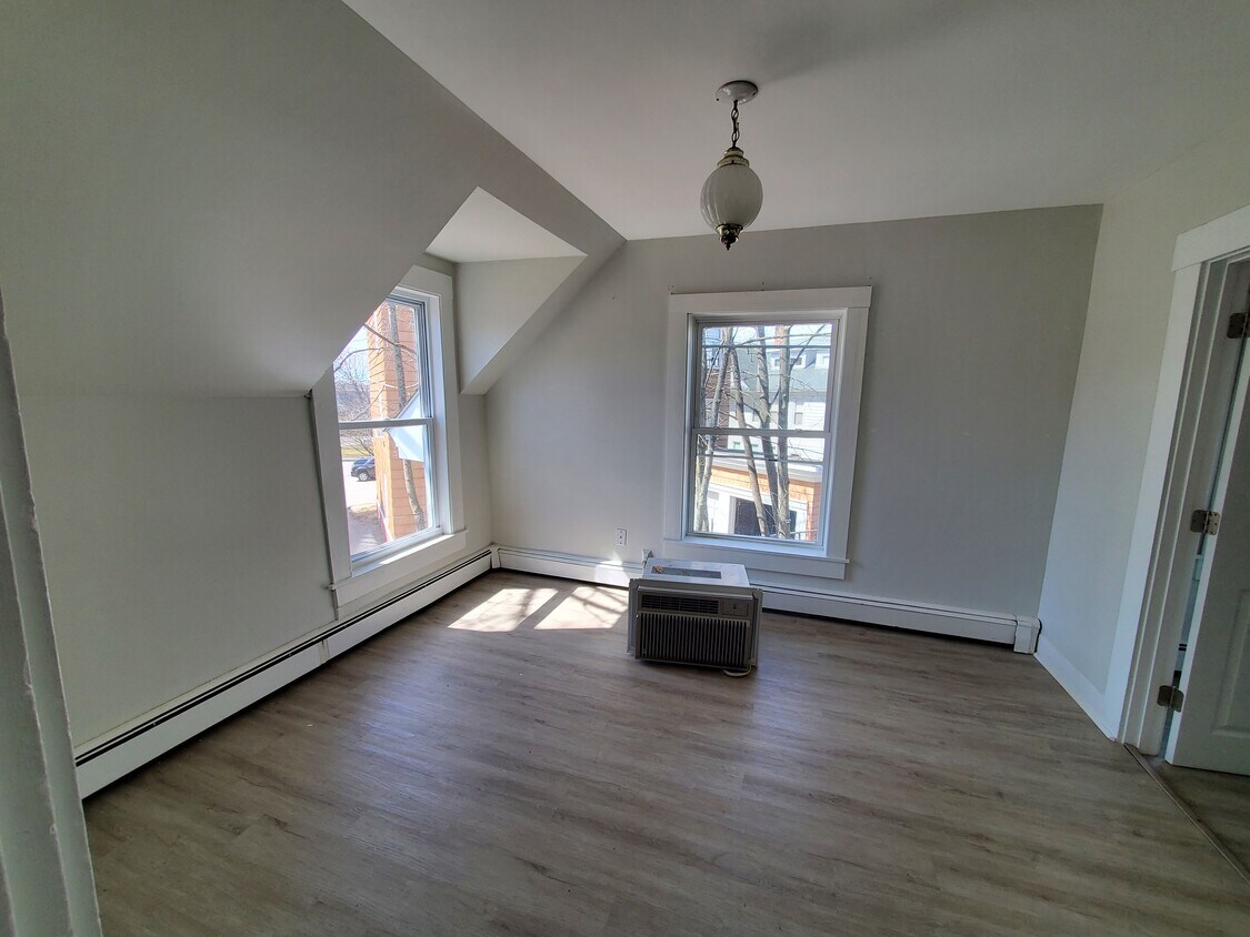 Living Room - 223 Sabattus St