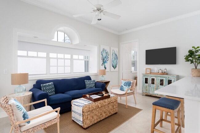 Building Photo - 3509 Ocean Dr