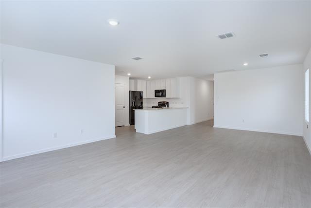 Foto del edificio - 727 Ginkgo Wy