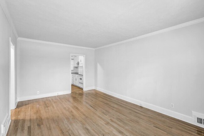 Foto del edificio - 2880 Old Lost Mountain Rd
