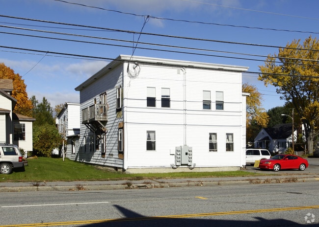 Building Photo - 172 College Ave