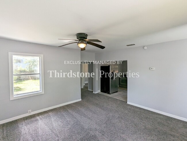 Foto del edificio - 3908 Brick Road, Jacksonville, FL 32209