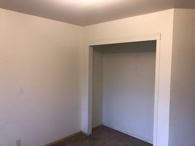 Building Photo - 4720 19th Ave NE