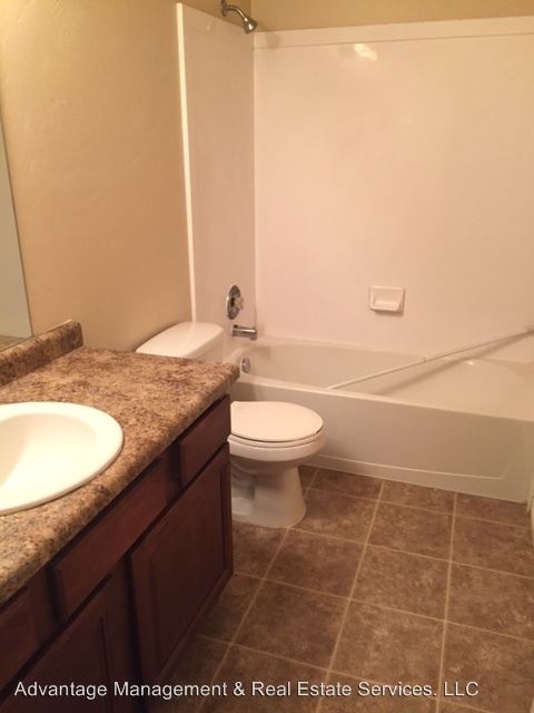 Building Photo - 1262 Firefly Dr