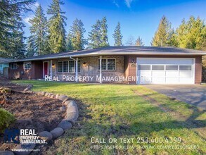 Building Photo - 5009 Forest Glen Dr SE