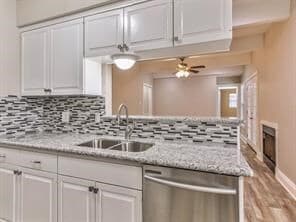 Foto del edificio - 13727 Overbrook Ln