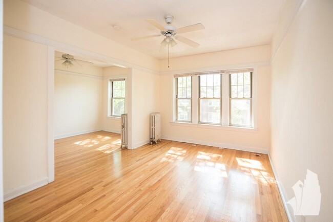 Foto del edificio - 5103 N Winchester Ave