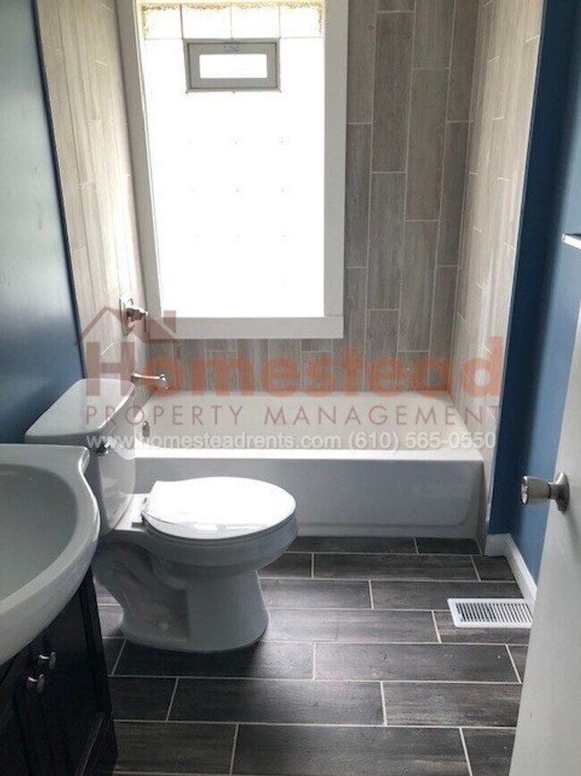 Foto del edificio - 2 Bedroom Home for Rent in Upland Borough!