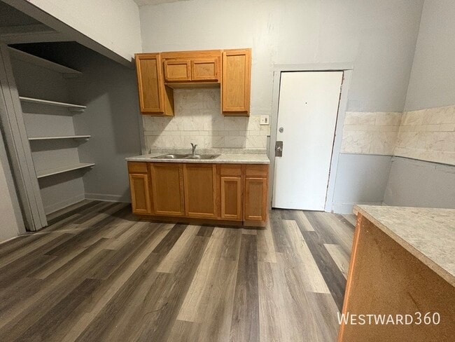Foto del edificio - 7122 S Wentworth Ave