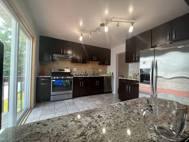 Foto del edificio - 1127 S Lavergne Dr