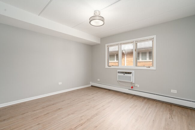 Building Photo - 21 S Waiola Ave