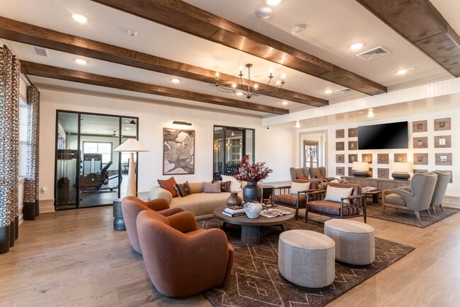 Building Photo - 250 West Apartments