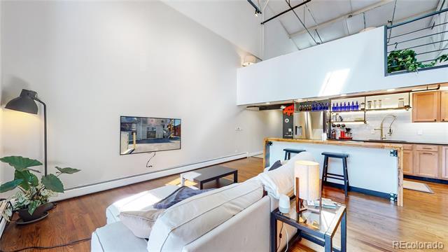 Foto del edificio - 3377 Blake St
