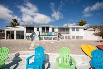 Building Photo - 9 Cll Uno