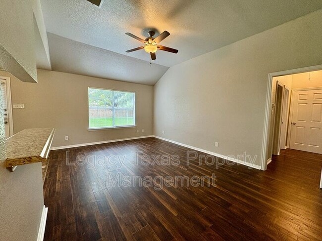 Building Photo - 1136 Alvarado St