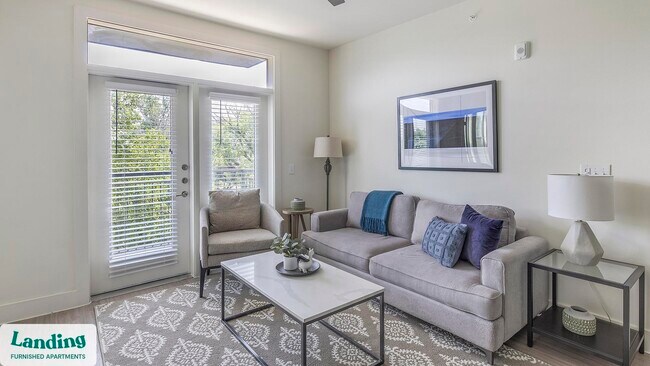 Foto del edificio - 5200 White Settlement Rd