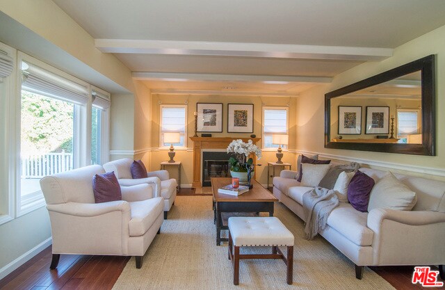 Sala de estar formal - 13034 Woodbridge St