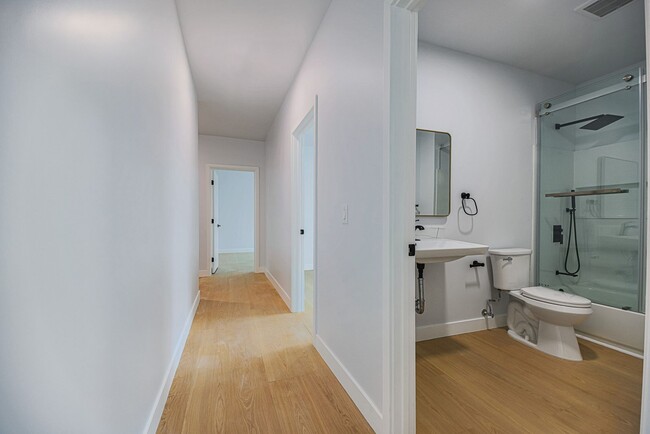 Building Photo - 11435 Cumpston St