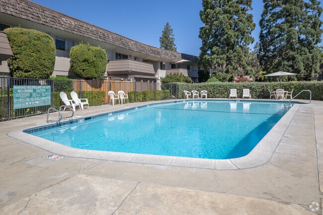Pool - Hacienda Apartments