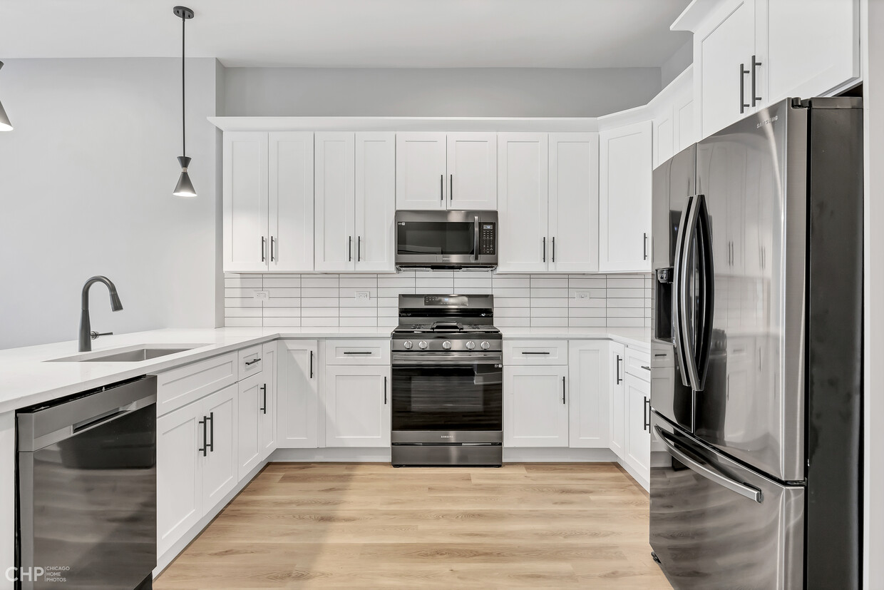 Foto principal - 3032 N Lincoln Ave