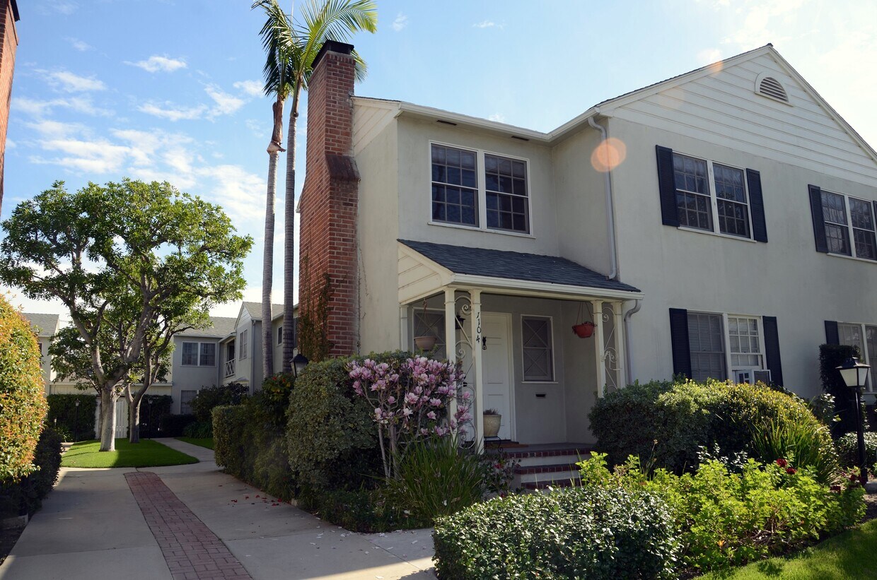 1104 N Louise St, Glendale, CA 91207 Apartments in Glendale, CA