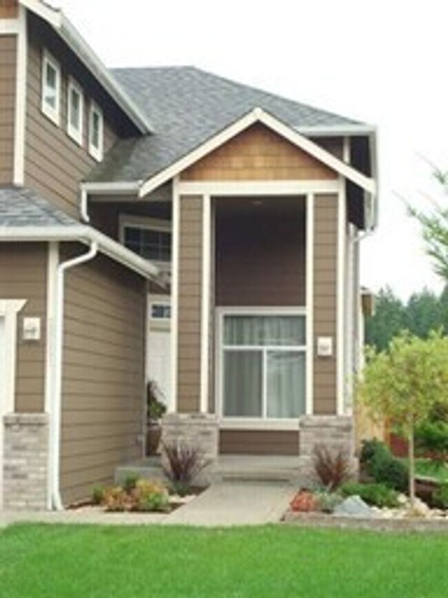 Foto del edificio - Beautiful home on corner lot!