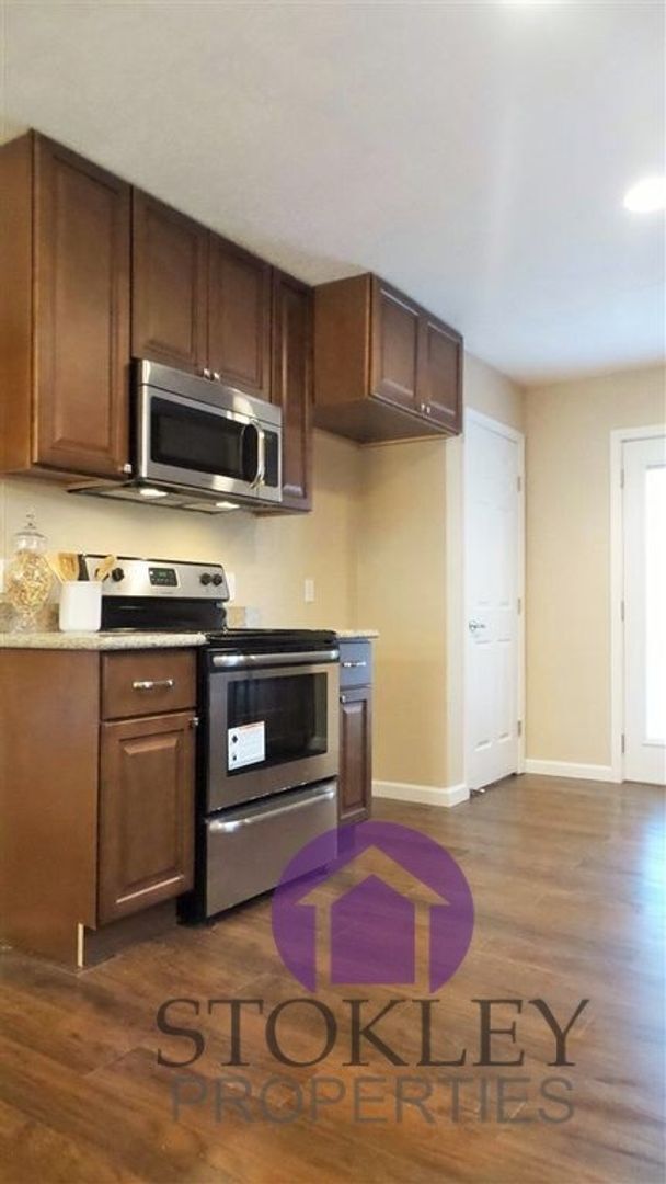 Foto del edificio - Stokley Properties Presents 166 Lois Court...
