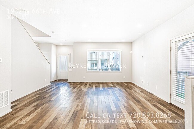 Building Photo - Modern 3BD, 3BA TownHouse in Midtown with ...